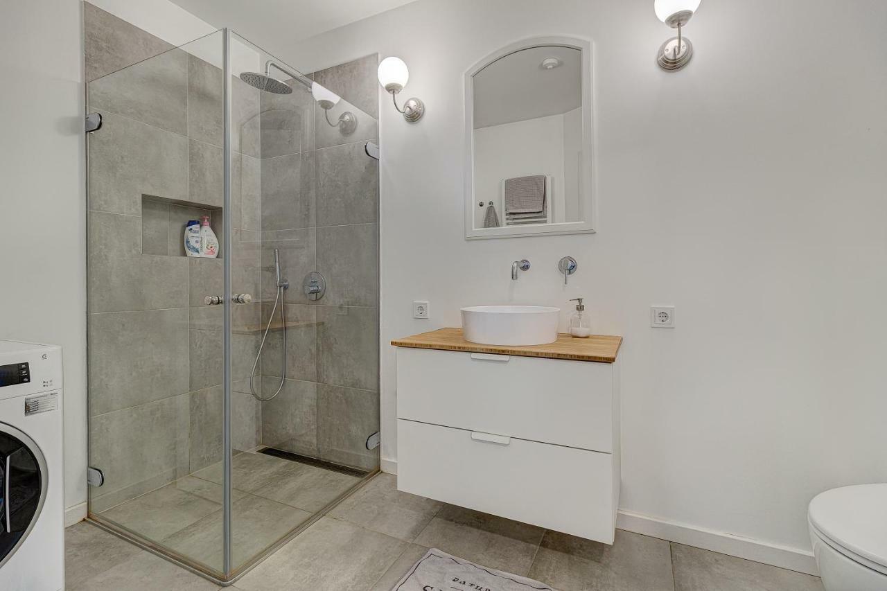Five Star Downtown Apartment *